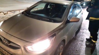 Мужчина скончался в иномарке под мостом через Волгу Мужчина скончался в иномарке под мостом через Волгу