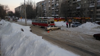 В Саратове из-за аварий стоят трамваи «девятки» и троллейбусы маршрутов №5 и 11