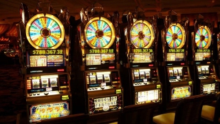 Жительница Саратова организовала казино и успела заработать 3 млн рублей Жительница Саратова организовала казино и успела заработать 3 млн рублей