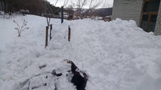 В Базарном Карабулаке женщина погибла под завалами снега