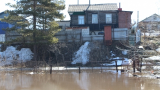 Паводок. В Калининском районе ждут затопления 10 улиц Паводок. В Калининском районе ждут затопления 10 улиц