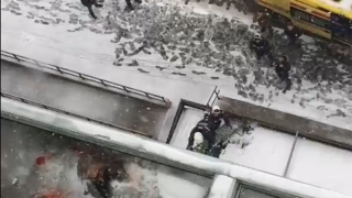 В Юбилейном из окна 18-этажного дома упала пенсионерка