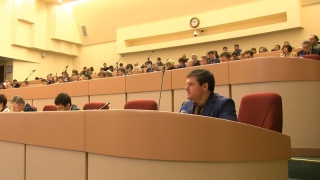 Краснокутского агрария не могут наградить грамотой областной думы из-за долга в 7 рублей Краснокутского агрария не могут наградить грамотой областной думы из-за долга в 7 рублей