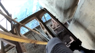 В Саратове решили оснастить мост через Волгу системой видеонаблюдения и заборами В Саратове решили оснастить мост через Волгу системой видеонаблюдения и заборами