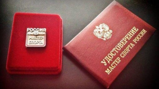 Павел Колобков присвоил звания пятерым саратовцам Павел Колобков присвоил звания пятерым саратовцам