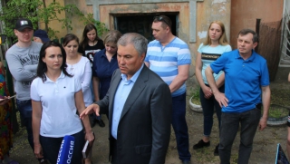 Жители еще одного барака в Елшанке скоро узнают номера своих квартир в новом доме Жители еще одного барака в Елшанке скоро узнают номера своих квартир в новом доме