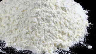 Через Озинки пытались провезти муку по просроченным документам Через Озинки пытались провезти муку по просроченным документам