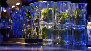 Министерство экономики РФ выступило против возврата на прилавки алкоэнергетиков Министерство экономики РФ выступило против возврата на прилавки алкоэнергетиков