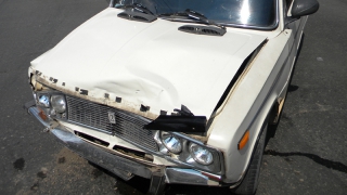 На Навашина пьяный водитель устроил массовое ДТП. Погиб пешеход На Навашина пьяный водитель устроил массовое ДТП. Погиб пешеход