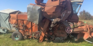 Водитель комбайна умер после ДТП с поездом под Аркадаком Водитель комбайна умер после ДТП с поездом под Аркадаком