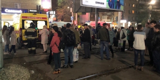 На Большой Садовой «Киа» сбил пешеходов и врезался в магазин. Две женщины скончались На Большой Садовой «Киа» сбил пешеходов и врезался в магазин. Две женщины скончались