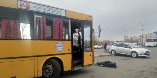 В Юбилейном автобус №2Д насмерть сбил женщину