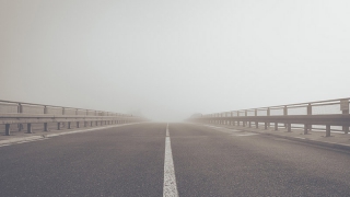 Саратовских водителей предупредили о тумане с видимостью менее 500 метров Саратовских водителей предупредили о тумане с видимостью менее 500 метров