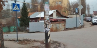 Саратовцы пожаловались на небезопасный пешеходный переход без тротуара Саратовцы пожаловались на небезопасный пешеходный переход без тротуара