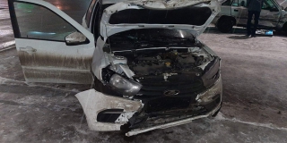 Возле «Оранжевого» два человека пострадали в столкновении легковушек Возле «Оранжевого» два человека пострадали в столкновении легковушек