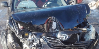 В Марксе женщина с ребенком пострадали в столкновении «Лады» и «Тойоты» В Марксе женщина с ребенком пострадали в столкновении «Лады» и «Тойоты»