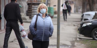 В Саратовскую область до 15 мая должен прийти 1 миллион защитных масок