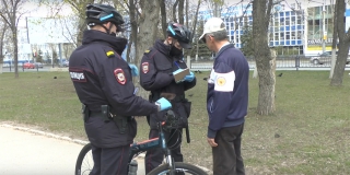 В Саратове заступили на дежурство 6 велосипедистов-полицейских В Саратове заступили на дежурство 6 велосипедистов-полицейских