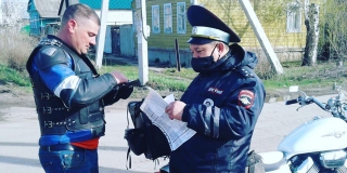 Саратовские полицейские составили более 2200 протоколов на нарушителей самоизоляции Саратовские полицейские составили более 2200 протоколов на нарушителей самоизоляции