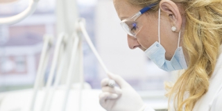 В Саратове сотрудники двух больниц пожаловались на задержку «коронавирусных» выплат В Саратове сотрудники двух больниц пожаловались на задержку «коронавирусных» выплат