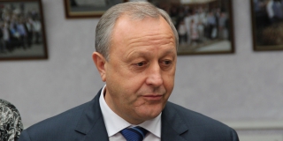Губернатор Радаев  призвал наладить работу МФЦ