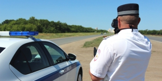 У Солнечного задержаны более 10 любителей быстрой езды У Солнечного задержаны более 10 любителей быстрой езды