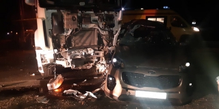 Пассажирка «Киа» погибла в ДТП с автоцистерной, ребенок в больнице Пассажирка «Киа» погибла в ДТП с автоцистерной, ребенок в больнице