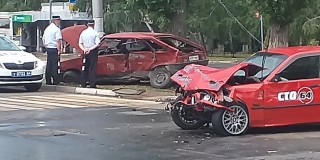 В Балакове водитель «ВАЗа» пострадал в жесткой аварии с «БМВ» В Балакове водитель «ВАЗа» пострадал в жесткой аварии с «БМВ»