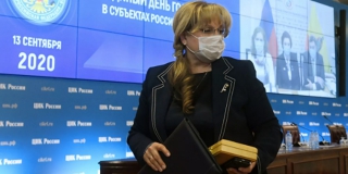 Глава ЦИК Элла Панфилова отреагировала на инцидент на выборах в Саратове Глава ЦИК Элла Панфилова отреагировала на инцидент на выборах в Саратове