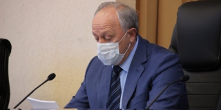 Губернатор Радаев уже 10 дней лечится дома от коронавируса