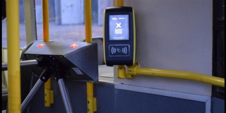 В Саратове заработал троллейбус с турникетом В Саратове заработал троллейбус с турникетом