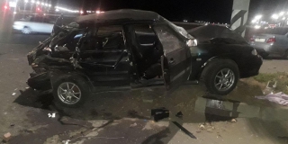 Трое юношей в «ВАЗе» госпитализированы после массового ДТП у Юбилейного Трое юношей в «ВАЗе» госпитализированы после массового ДТП у Юбилейного