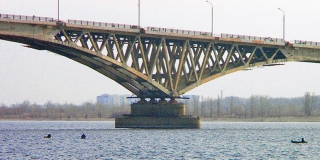 Горожанин прыгнул с моста «Саратов-Энгельс» ради спортивного интереса