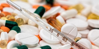 Бесплатные лекарства от коронавируса получат почти 12 тысяч саратовцев Бесплатные лекарства от коронавируса получат почти 12 тысяч саратовцев