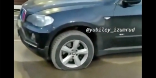 В Юбилейном 5 машинам прокололи колеса после требований 3000 в месяц за стоянку В Юбилейном 5 машинам прокололи колеса после требований 3000 в месяц за стоянку