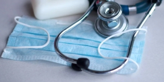 Саратовское правительство единовременно выплатит медикам по 4-12 тысяч за борьбу с COVID Саратовское правительство единовременно выплатит медикам по 4-12 тысяч за борьбу с COVID