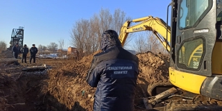 В Пугачеве 22-летний рабочий погиб при раскопке котлована
