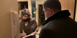 Депутат Ковалев передал лекарственные препараты пациентам, болеющим коронавирусом Депутат Ковалев передал лекарственные препараты пациентам, болеющим коронавирусом