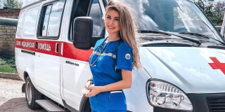 Саратовчанку включили в список «невероятно красивых фельдшеров скорой помощи»