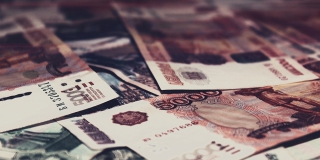 Эксперты заметили в Саратовской области самый высокий темп роста зарплаты по ПФО
