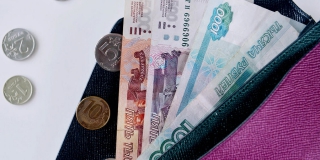 В Саратовской области средняя зарплата выросла до 32 738 рублей в месяц