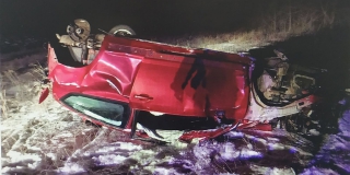 Под Новоузенском «Ситроен» вылетел с трассы в кювет. Пассажир погиб Под Новоузенском «Ситроен» вылетел с трассы в кювет. Пассажир погиб