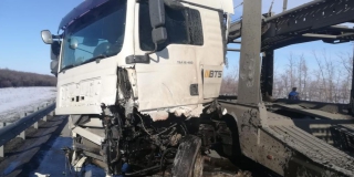 В массовом ДТП в Балаковском районе погиб водитель иномарки В массовом ДТП в Балаковском районе погиб водитель иномарки