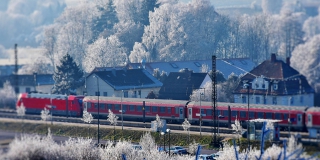 Пугачевский судья рассмотрит дело о дебоширке в поезде Челябинск-Адлер Пугачевский судья рассмотрит дело о дебоширке в поезде Челябинск-Адлер