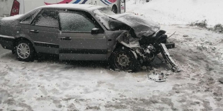 На Кумысной поляне «Нива» опрокинулась после ДТП с «Фольксвагеном» На Кумысной поляне «Нива» опрокинулась после ДТП с «Фольксвагеном»