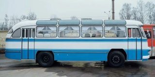 В Парк покорителей космоса доставили восстановленный автобус для перевозки космонавтов В Парк покорителей космоса доставили восстановленный автобус для перевозки космонавтов