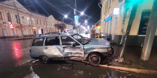 В ДТП на Мичурина и Московской пострадали 2 человека