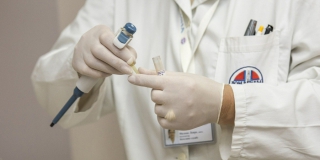 В Саратовской области за сутки выявили 142 новых случая коронавируса. Всего 56 560