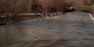 Паводок. В области затопленными остаются 2 моста и 2 дороги