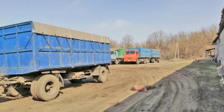 В Аткарске мужчина погиб под колесами «КамАЗа» В Аткарске мужчина погиб под колесами «КамАЗа»